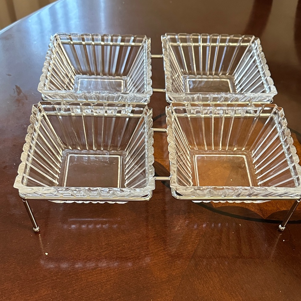 Crystal Clear 5-Piece Buffet Server - Picture 2 of 6